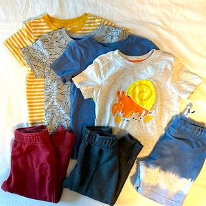 Cat & Jack Boys 2T Bundle - comfort